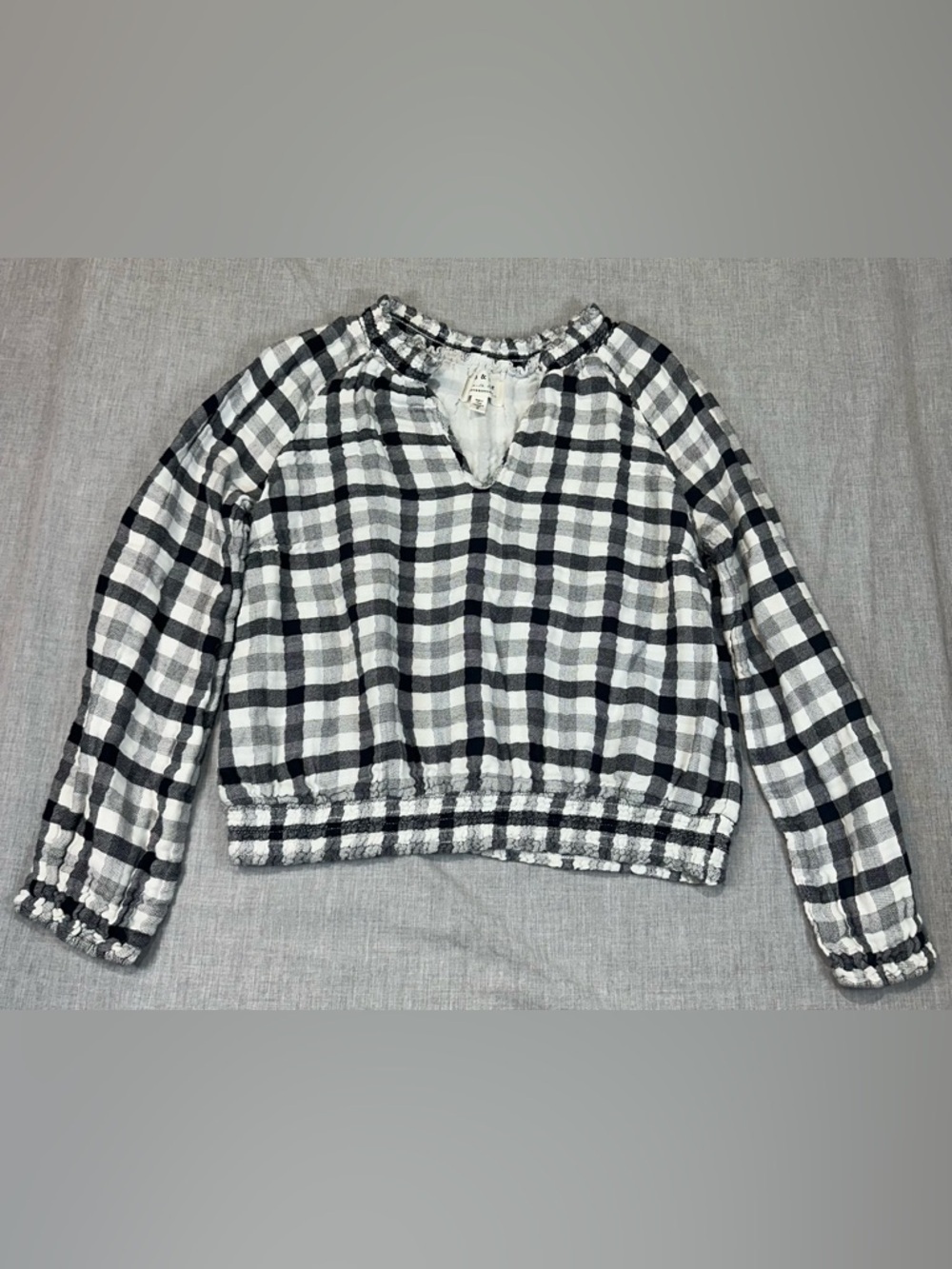 Anthropologie Cloth&Stone Black & White Plaid Long Sleeve top